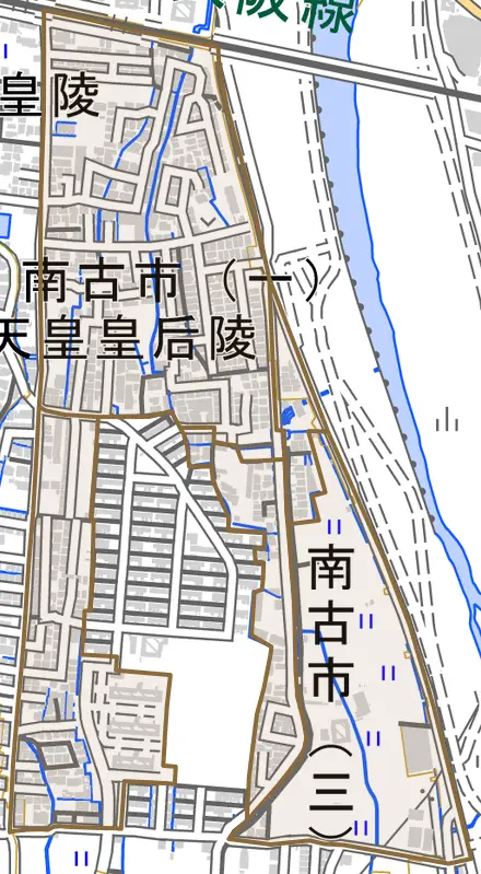 南古市とその周辺の地図。町の範囲を重ねている