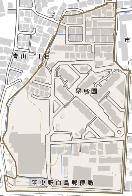 翠鳥園とその周辺の地図。町の範囲を重ねている