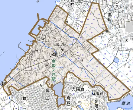 鳥取とその周辺の地図。町の範囲を重ねている