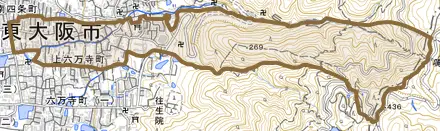 上六万寺町とその周辺の地図。町の範囲を重ねている