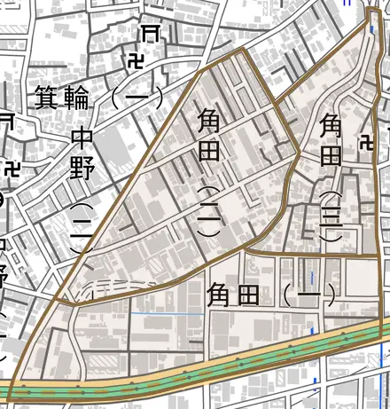 角田とその周辺の地図。町の範囲を重ねている