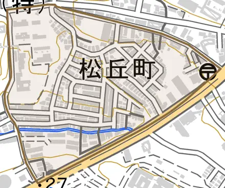 松丘町とその周辺の地図。町の範囲を重ねている