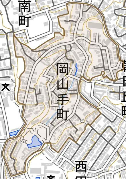 岡山手町とその周辺の地図。町の範囲を重ねている