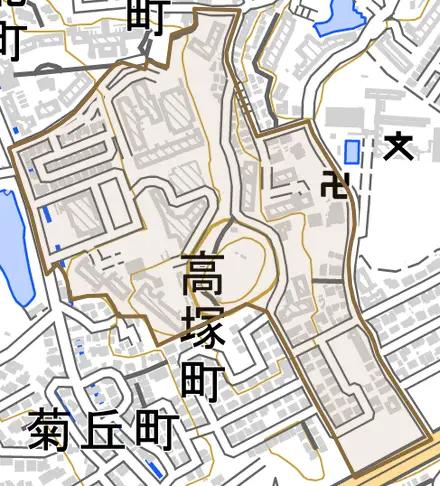 高塚町とその周辺の地図。町の範囲を重ねている