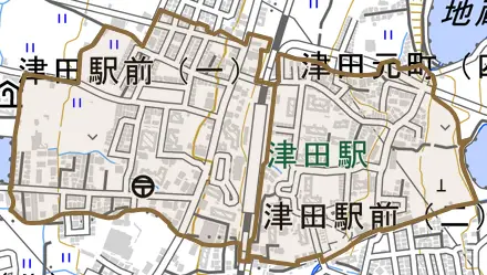 津田駅前とその周辺の地図。町の範囲を重ねている
