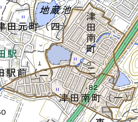 津田南町とその周辺の地図。町の範囲を重ねている
