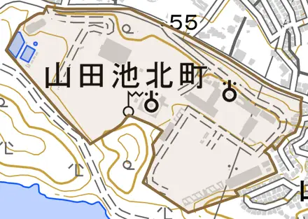 山田池北町とその周辺の地図。町の範囲を重ねている