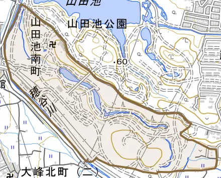山田池南町とその周辺の地図。町の範囲を重ねている