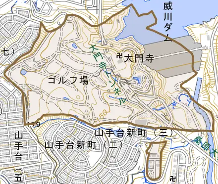 大字大門寺とその周辺の地図。町の範囲を重ねている