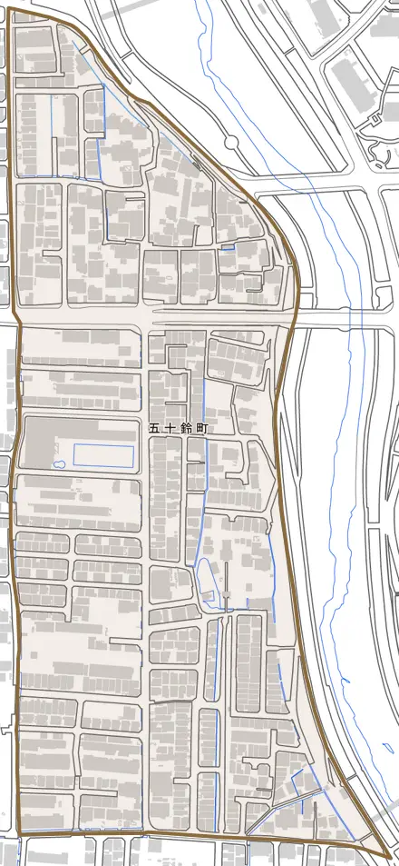 五十鈴町とその周辺の地図。町の範囲を重ねている