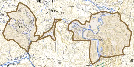 大字清阪とその周辺の地図。町の範囲を重ねている
