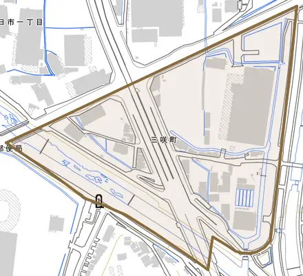 三咲町とその周辺の地図。町の範囲を重ねている