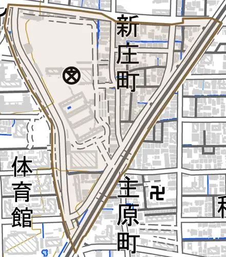 新庄町とその周辺の地図。町の範囲を重ねている