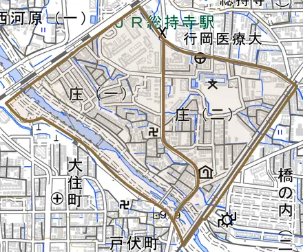 庄とその周辺の地図。町の範囲を重ねている