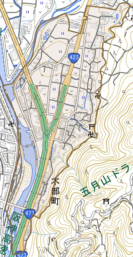 木部町とその周辺の地図。町の範囲を重ねている
