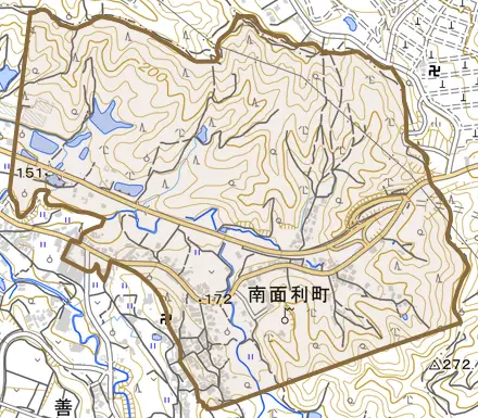 南面利町とその周辺の地図。町の範囲を重ねている