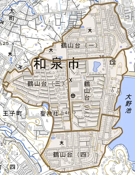 鶴山台とその周辺の地図。町の範囲を重ねている