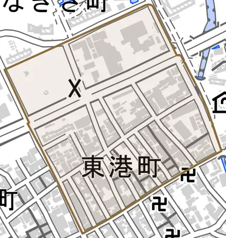 東港町とその周辺の地図。町の範囲を重ねている