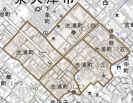 池浦町とその周辺の地図。町の範囲を重ねている
