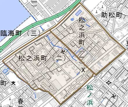 松之浜町とその周辺の地図。町の範囲を重ねている