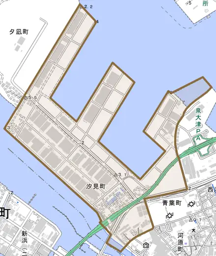 汐見町とその周辺の地図。町の範囲を重ねている