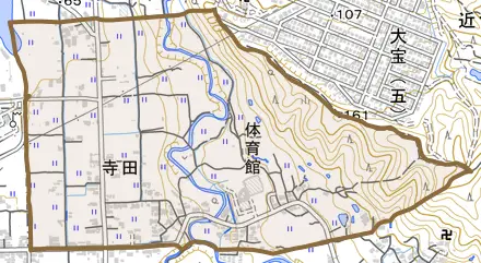 大字寺田とその周辺の地図。町の範囲を重ねている