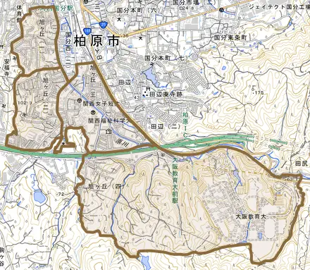 旭ケ丘とその周辺の地図。町の範囲を重ねている