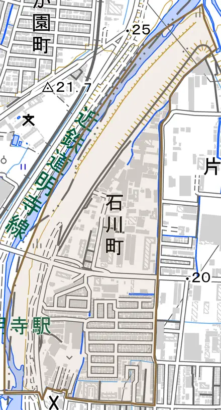 石川町とその周辺の地図。町の範囲を重ねている