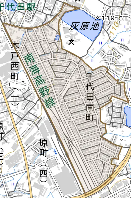 千代田南町とその周辺の地図。町の範囲を重ねている