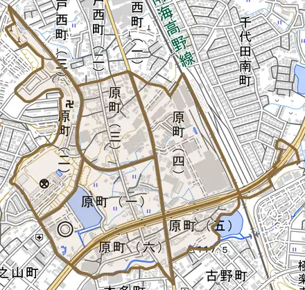 原町とその周辺の地図。町の範囲を重ねている
