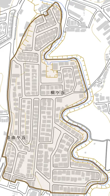桐ケ丘とその周辺の地図。町の範囲を重ねている
