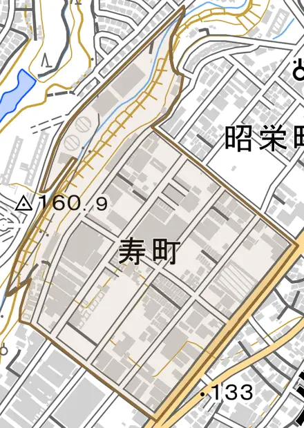寿町とその周辺の地図。町の範囲を重ねている