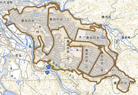 美加の台とその周辺の地図。町の範囲を重ねている