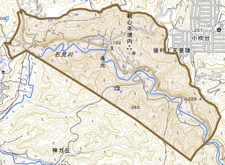 寺元とその周辺の地図。町の範囲を重ねている
