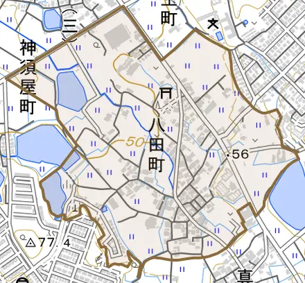 八田町とその周辺の地図。町の範囲を重ねている