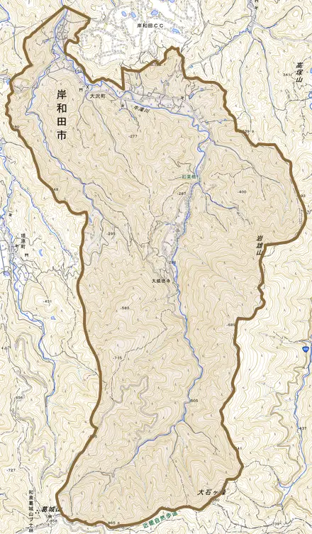 大沢町とその周辺の地図。町の範囲を重ねている