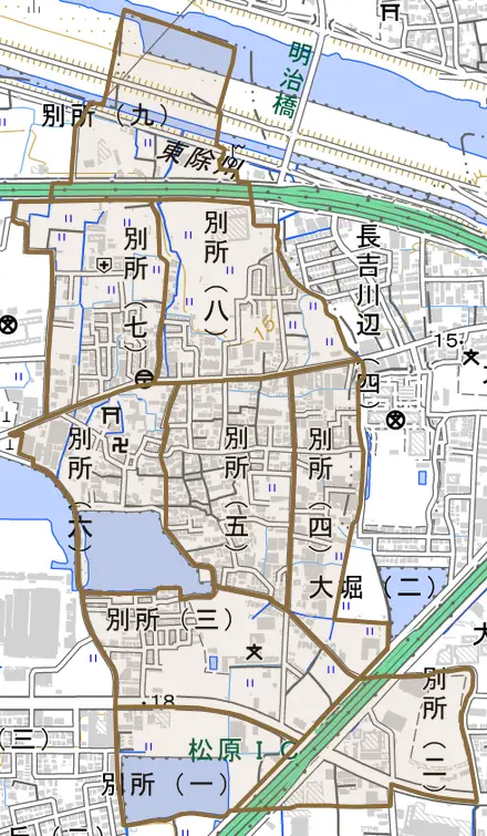 別所とその周辺の地図。町の範囲を重ねている
