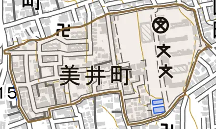 美井町とその周辺の地図。町の範囲を重ねている