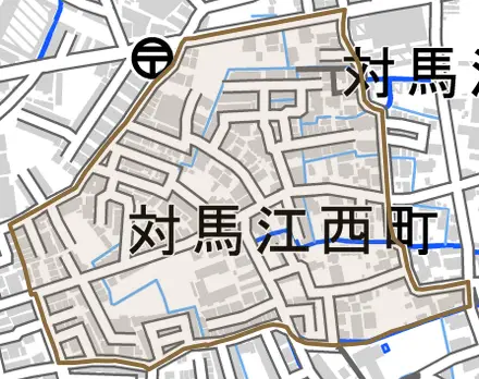 対馬江西町とその周辺の地図。町の範囲を重ねている