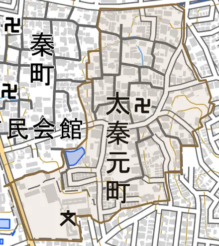 太秦元町とその周辺の地図。町の範囲を重ねている