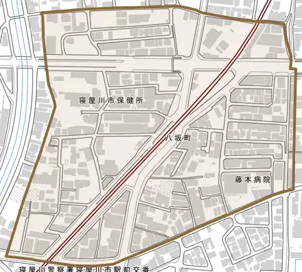 八坂町とその周辺の地図。町の範囲を重ねている