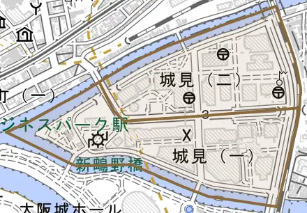 城見とその周辺の地図。町の範囲を重ねている