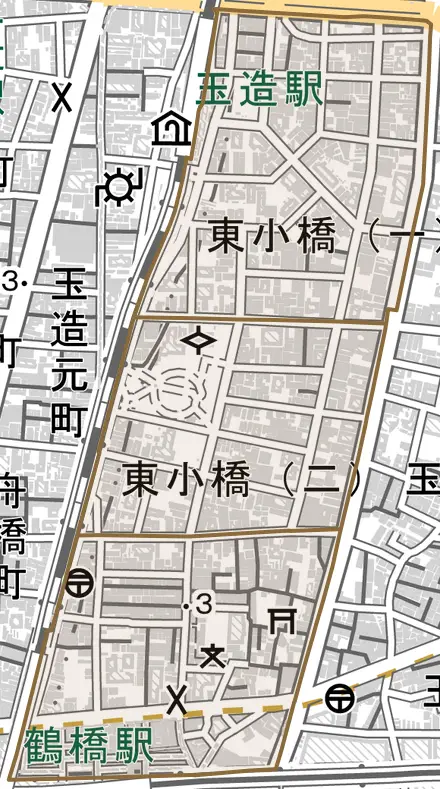 東小橋とその周辺の地図。町の範囲を重ねている