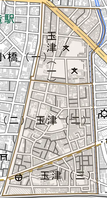 玉津とその周辺の地図。町の範囲を重ねている
