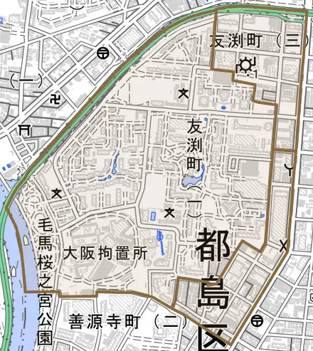 友渕町とその周辺の地図。町の範囲を重ねている