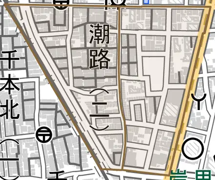 潮路とその周辺の地図。町の範囲を重ねている