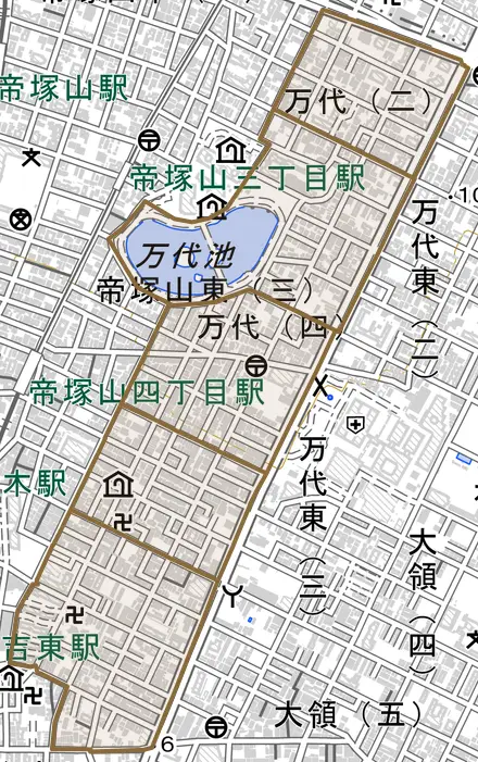 万代とその周辺の地図。町の範囲を重ねている