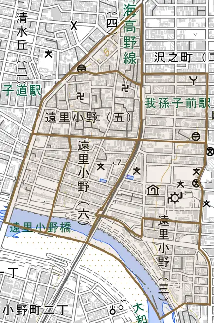 遠里小野とその周辺の地図。町の範囲を重ねている