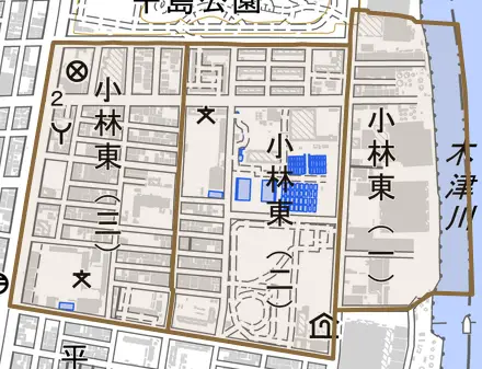 小林東とその周辺の地図。町の範囲を重ねている