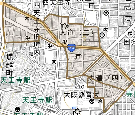大道とその周辺の地図。町の範囲を重ねている
